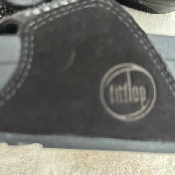 Women’s Fitflop sandals - Picture 2 of 5